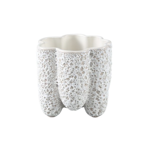 Batika White